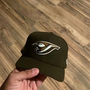 Exclusive “Irish Cream” Bluejays fitted size 7 1/4.